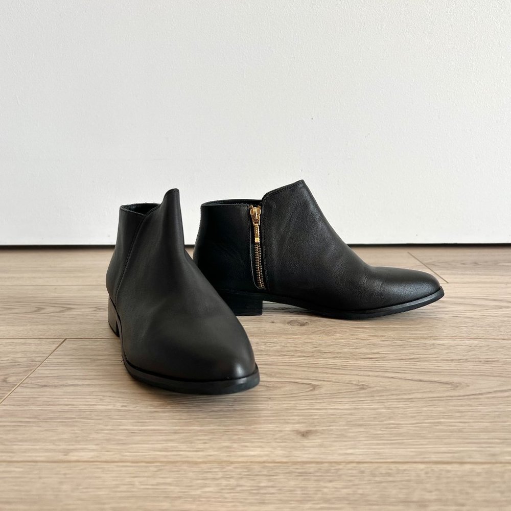 *Brand New* Nisolo Lana Waterproof Ankle Booties in US 7